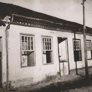 14 – 4 – 1895: Sr. Albina, Sr. Oswalda dan Sr. Albertina datang di Tubarão, disinilan Sekolah “São José“ didirikan. Foto: Asal mula pendirian Konggregasi di Brasil