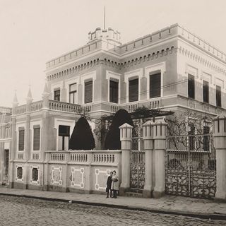 15.07.1903: As Irmãs assumem uma escola em Curitiba – berço do Colégio Divina Providência, a 1ª fundação fora do estado de Santa Catarina.