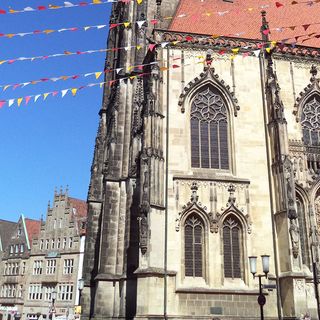 Lambertikirche, Pfarrkirche im Zentrum von Münster, die Eduard als Kind öfters zum Beten aufsuchte, wie er in einem Gedicht erzählt.